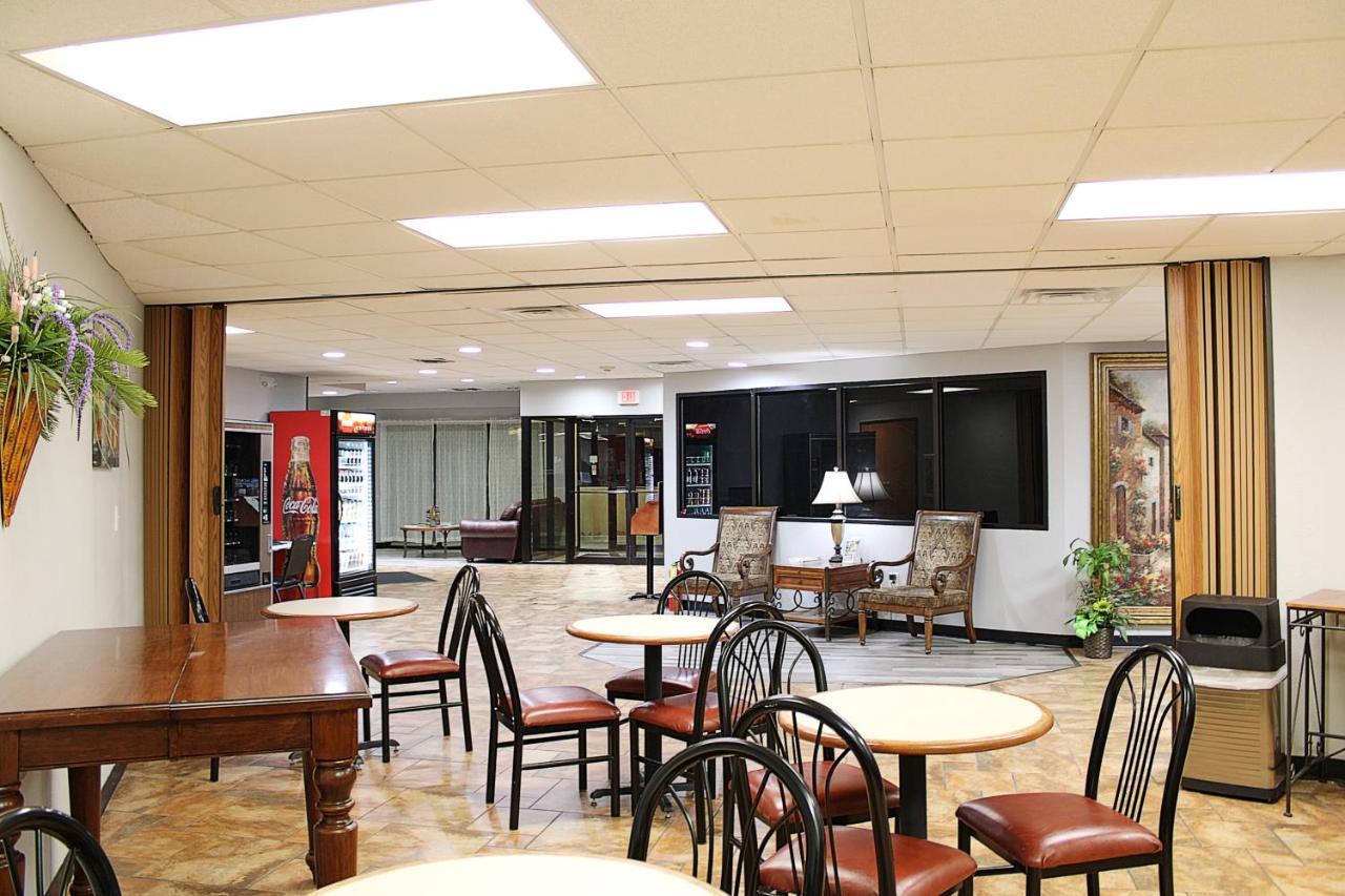 Greenlight Inn & Suites St James Saint James Zewnętrze zdjęcie