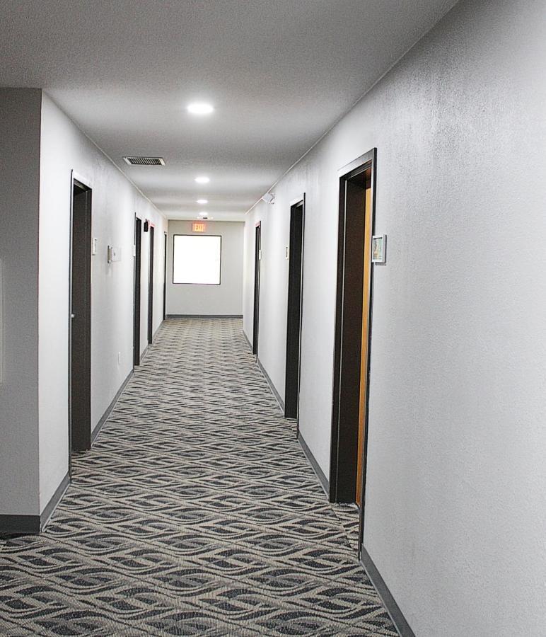 Greenlight Inn & Suites St James Saint James Zewnętrze zdjęcie