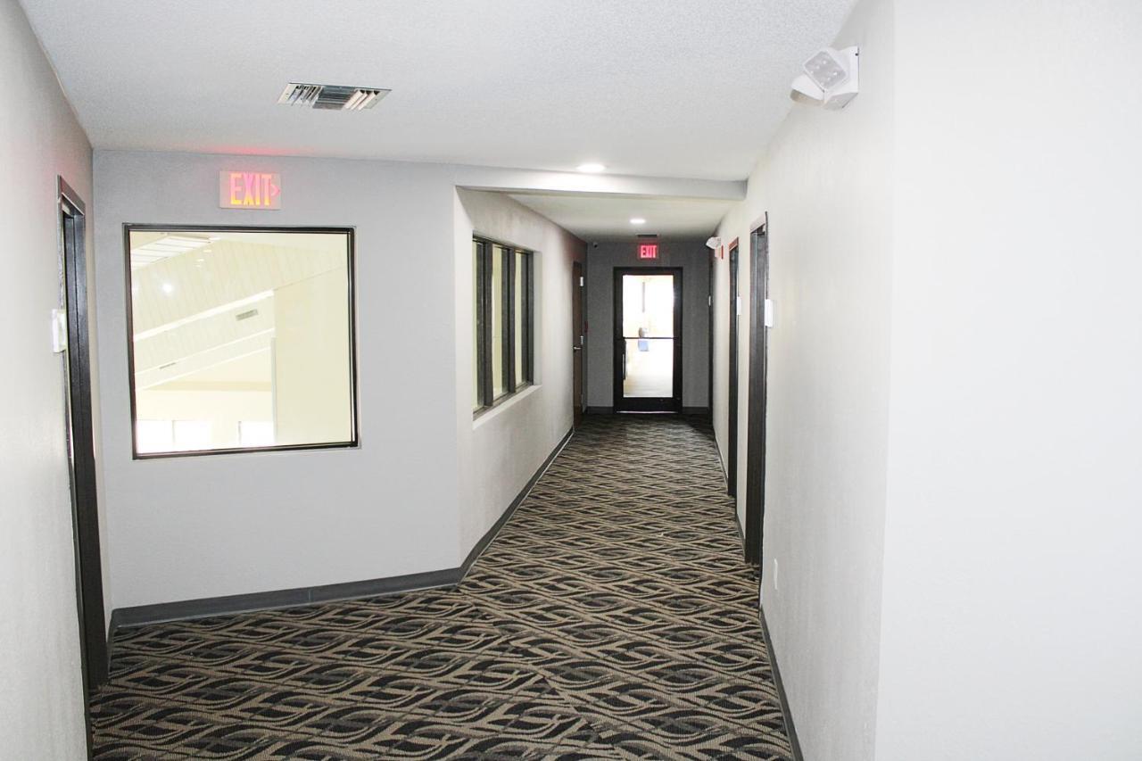 Greenlight Inn & Suites St James Saint James Zewnętrze zdjęcie