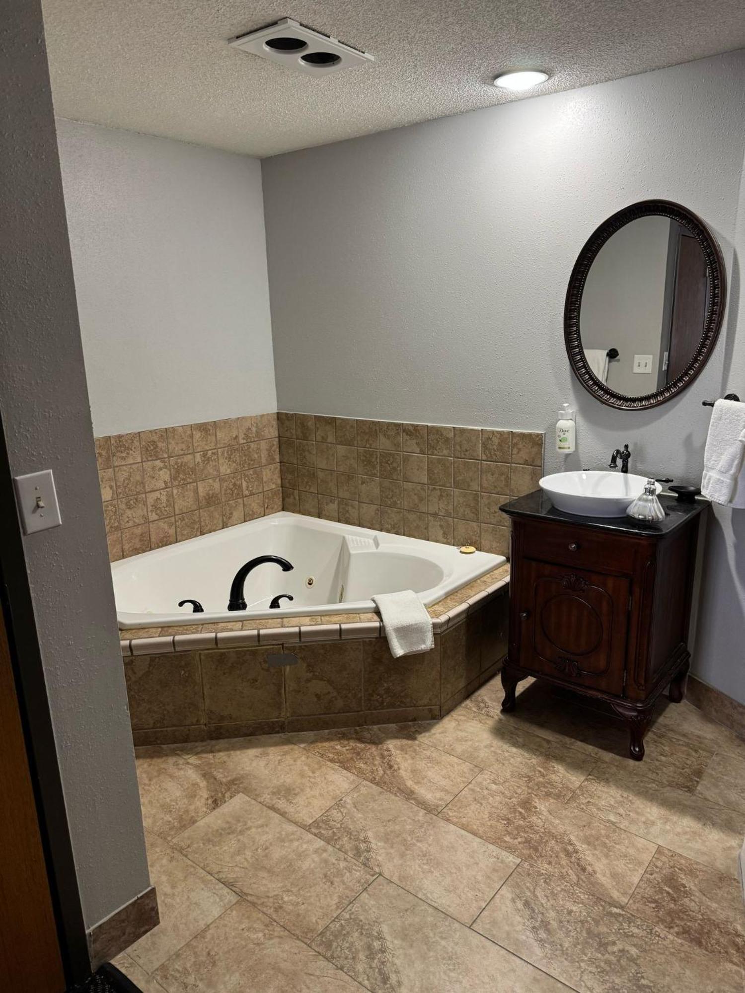Greenlight Inn & Suites St James Saint James Zewnętrze zdjęcie