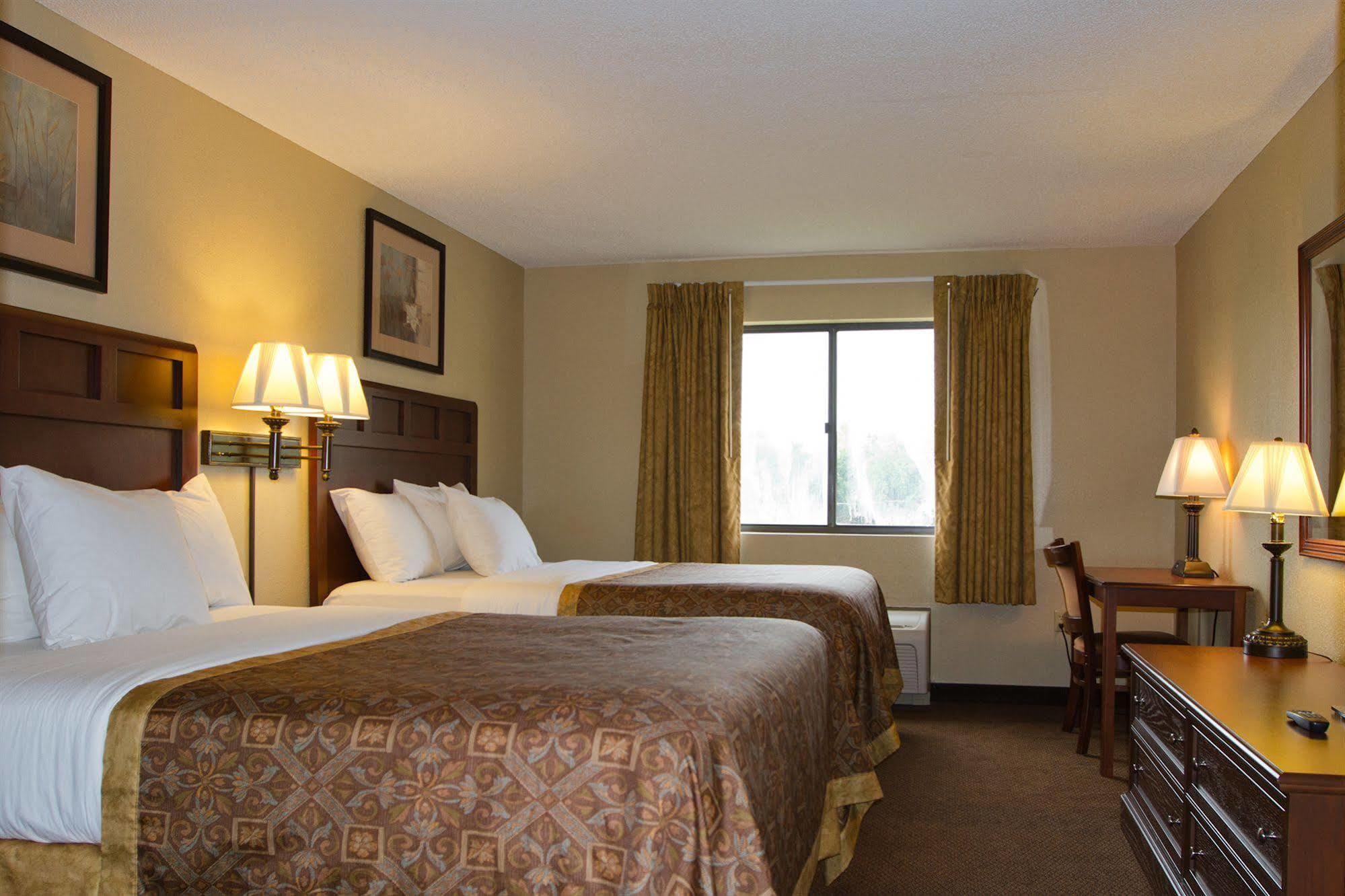 Greenlight Inn & Suites St James Saint James Zewnętrze zdjęcie