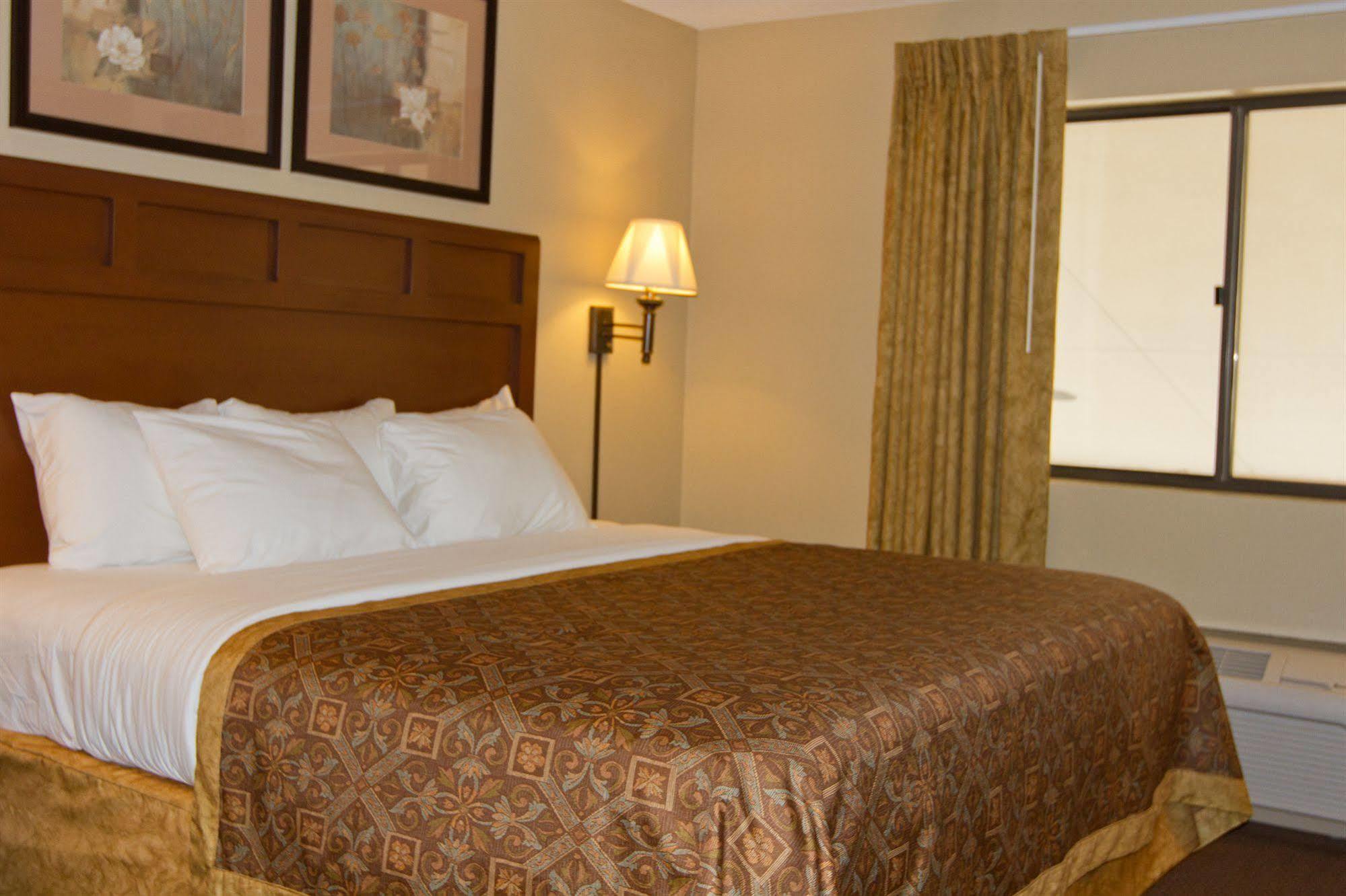 Greenlight Inn & Suites St James Saint James Zewnętrze zdjęcie