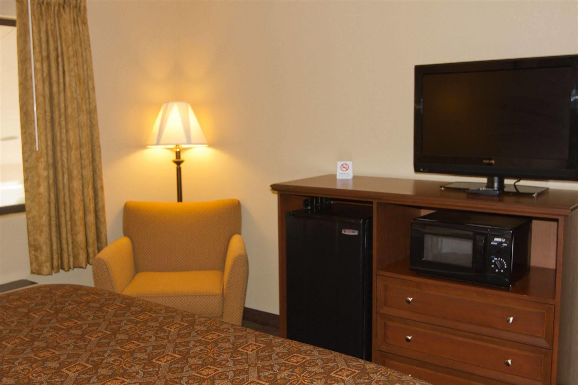 Greenlight Inn & Suites St James Saint James Zewnętrze zdjęcie